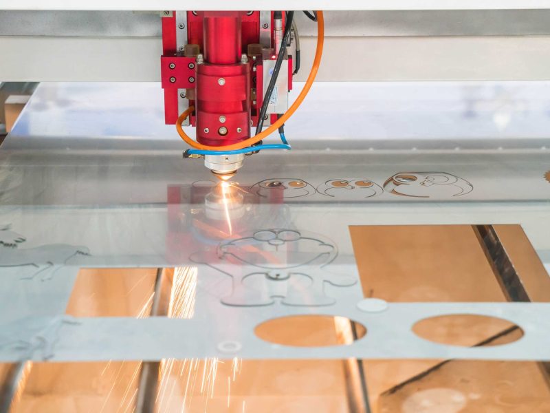 laser-cutting-machine